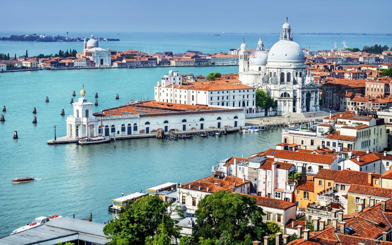 Bella Venezia Hotel Luaran gambar
